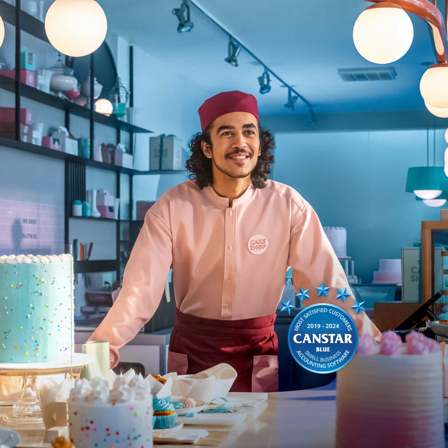 Happy Xero customer with Canstar badge for most satisfied customers for six years